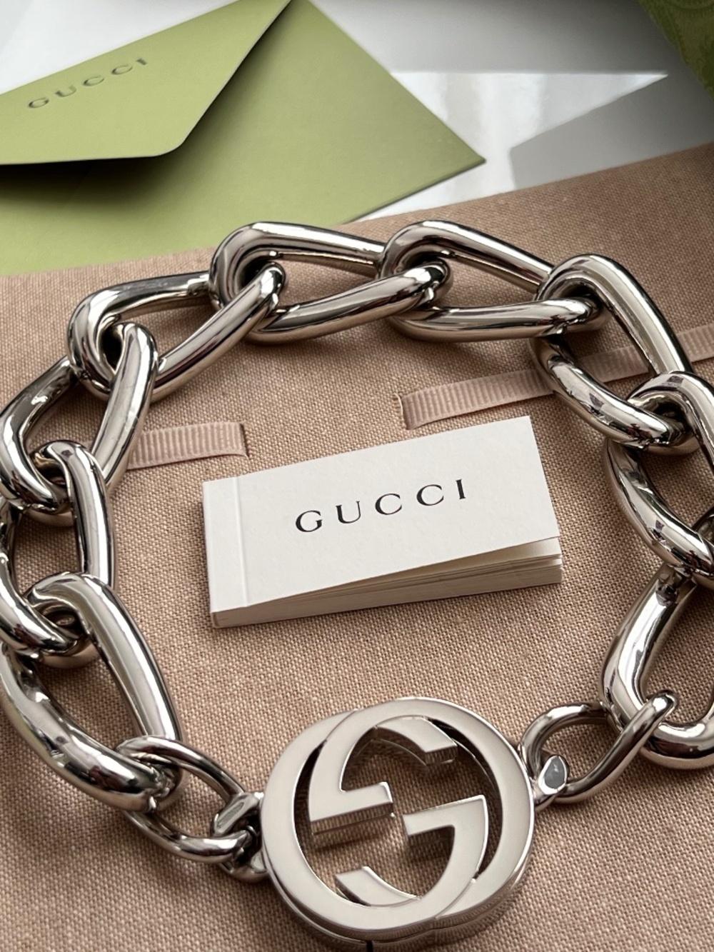 Gucci Women's Necklace Chocket Interlocking G Silver Color Metal Logo Chuncky